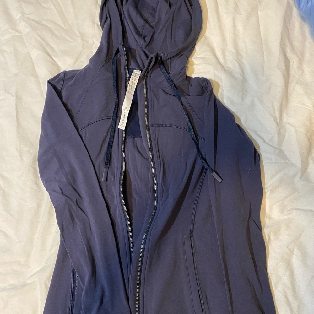 NAVY LULULEMON JACKET